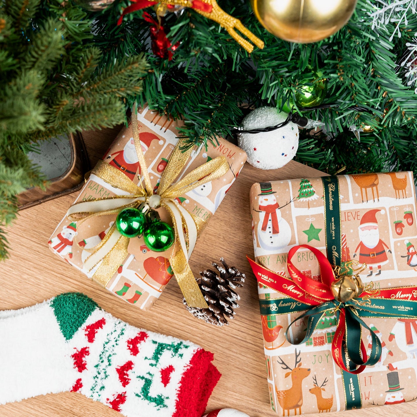 Xmas Wishes Christmas Kraft Wrapping Paper with Cut Line on Reverse
