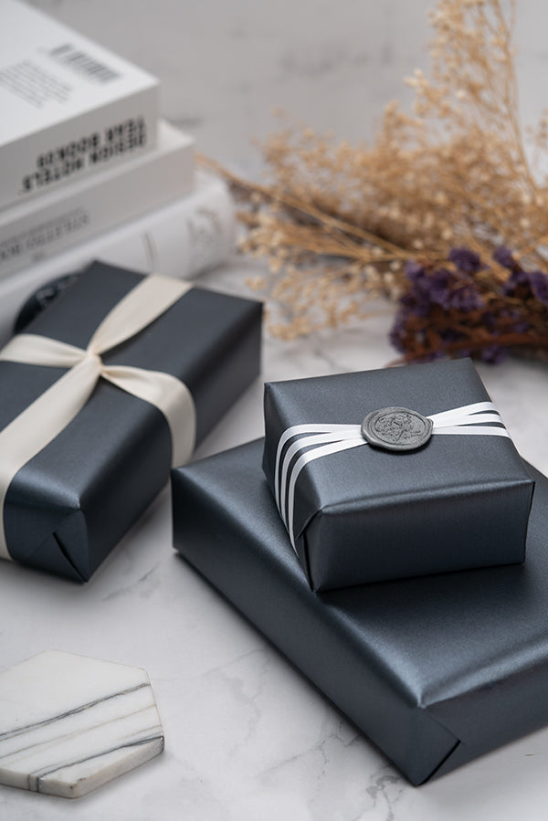 Pearl Gloss Wrapping Paper Roll Black