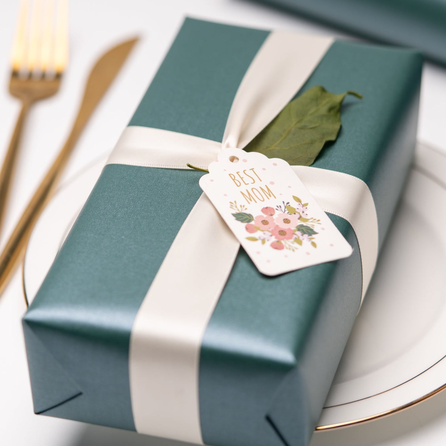Pearl Gloss Wrapping Paper Roll Forest Green